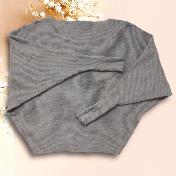 XS PHILOSOPHY CLOTHING BRAND GRAY BATWING SWEATER - Picture 1 of 4